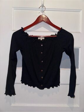 Heart Hips Black Ribbed Button-Front Long Sleeve Top